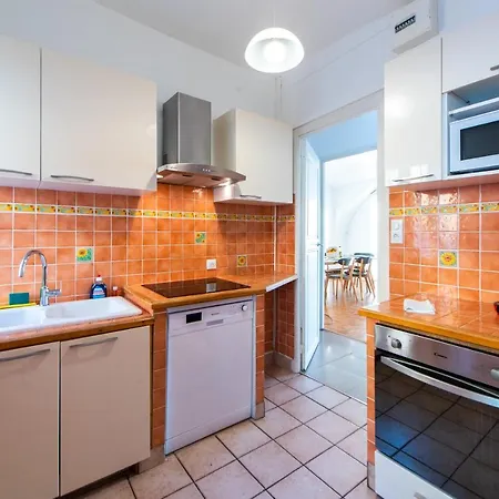 Les Ponchettes Holiday home Nice