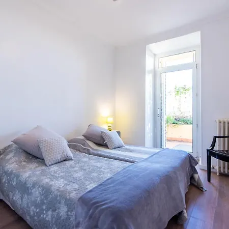 Les Ponchettes Holiday home